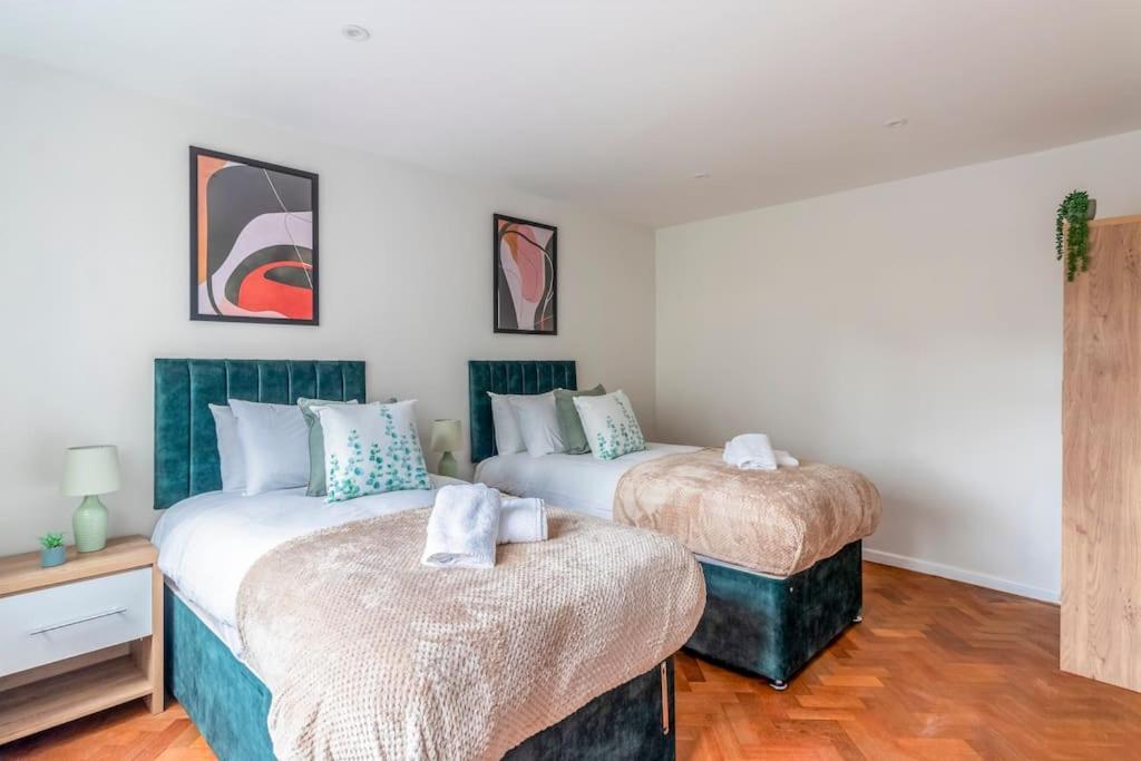 Spacious Sea View 2 Bedroom Sleeps 6-Free Parking Bournemouth Luaran gambar